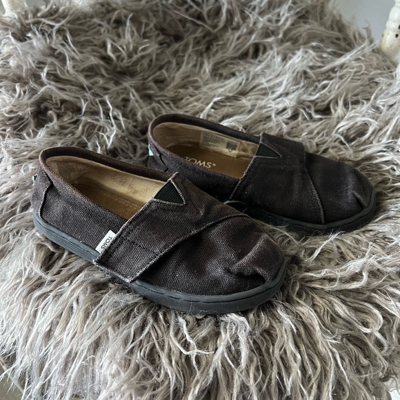 Toddler Toms black canvas size 10T - Picture 2 of 4